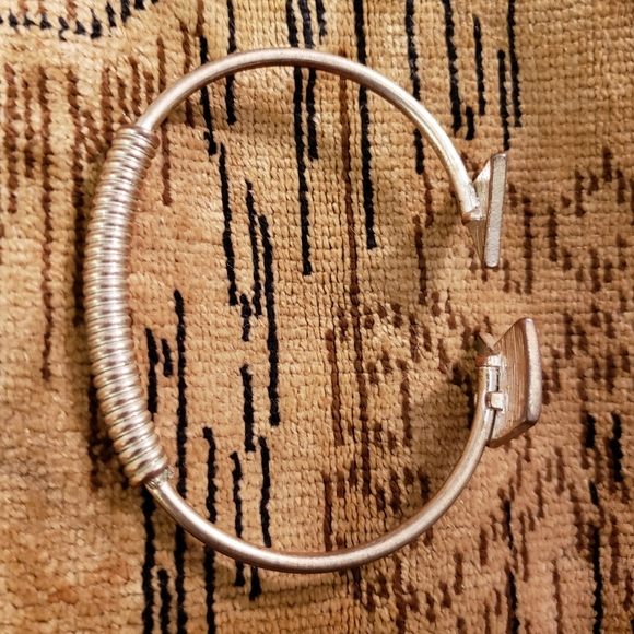 Silver Boho Arrow Rhinstone Bracelet - Picture 4 of 7